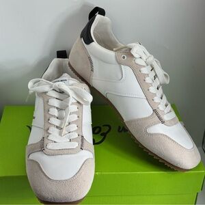 Sam Edelman Zaria Sneaker Size 8 NIB White Black Suede